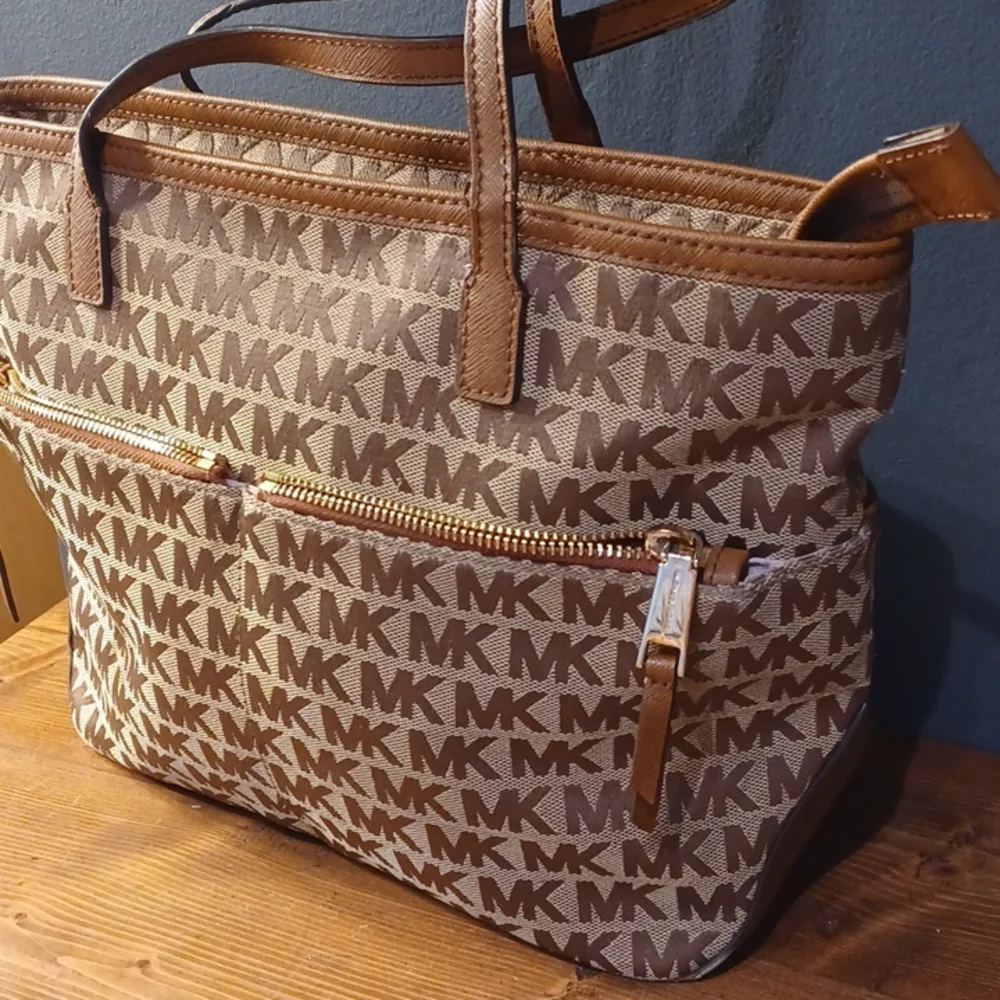 Michael Kors  bag